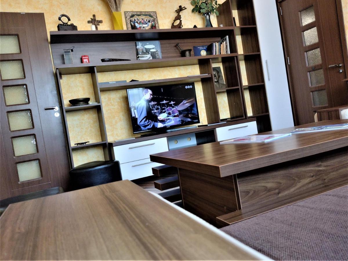 Apartament Maria บูคาเรสต์ ภายนอก รูปภาพ