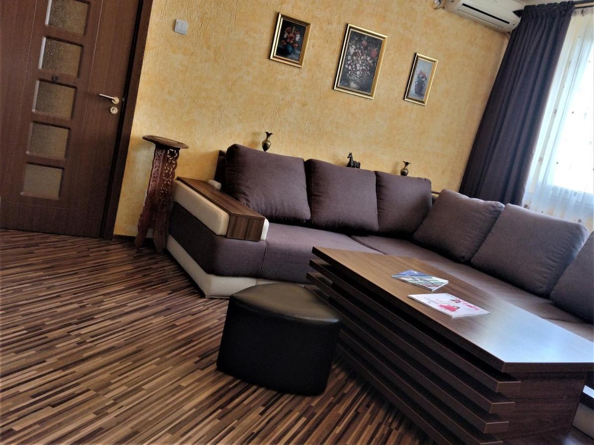 Apartament Maria บูคาเรสต์ ภายนอก รูปภาพ